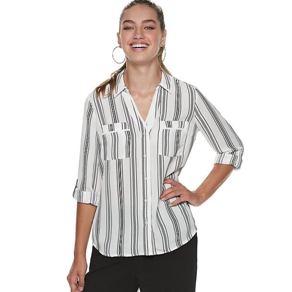 Candie’s roll-tab button front blouse